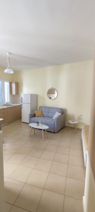 Nicol'S Apartment Ermoupoli Buitenkant foto