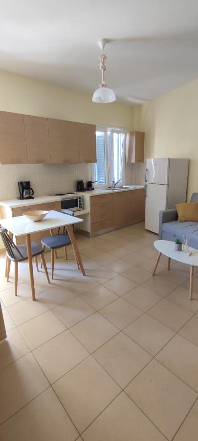 Nicol'S Apartment Ermoupoli Buitenkant foto
